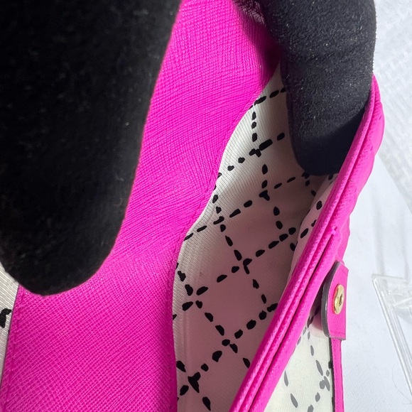 Kate Spade New York Fuchsia Saffiano Leather Slim Wallet - Picture 10 of 11